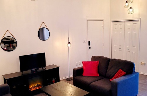 Esterhazy House | 2 bedroom suite with laundry & kitchen. Private entrance & parking.