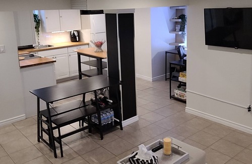 Toronto House | 2 Bedroom suite with private entrance