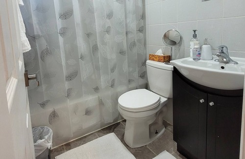Toronto House | 2 Bedroom suite with private entrance