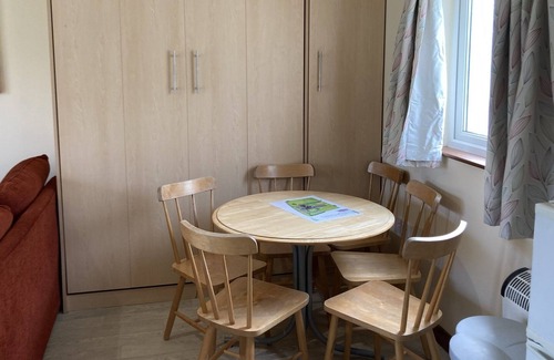 Croyde Apartment | 2 Bedroom Surf Lodge Partial sea view