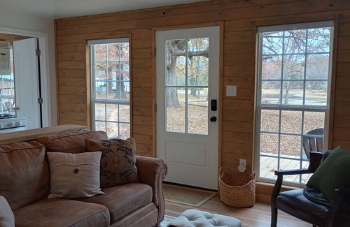 Adamsville Cabin | 2-Bedroom Tiny Home with full kitchen, laundry, wifi, and beautiful pond views