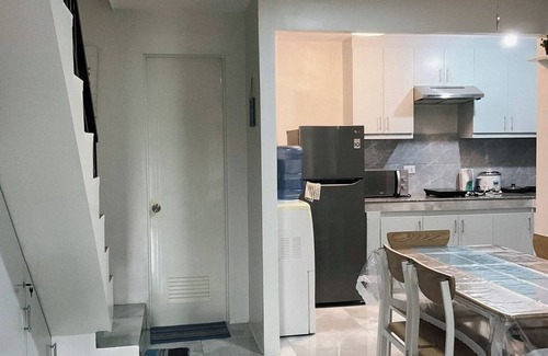 Talomo District House | 2-bedroom townhome in enchanting Davao City with AC & En Suite bathroom