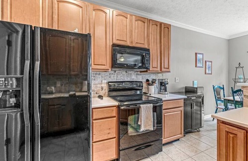 Carmel House | 2 Bedroom Townhome in Zionsville
