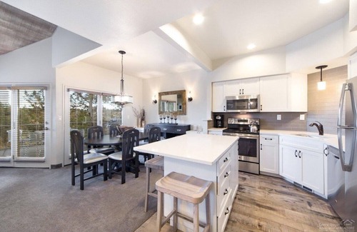 Redmond House | 2-bedroom townhome in Located in Eagle Crest Resort, n with resort amenities.