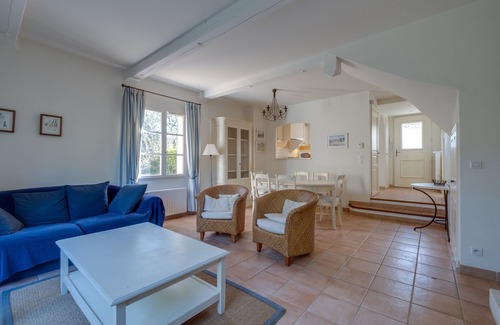 La Motte House | 2 BEDROOM TOWNHOUSE WITH GARDEN (N°435)