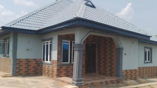 Ishara House | 2-Bedroom Tradebybata Apartments around FUNAAB Abeokuta