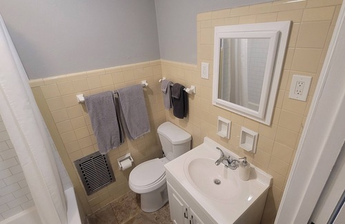 Luverne Apartment | 2 Bedroom Travelers Suite with Queen and Full Bed