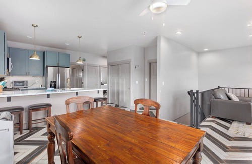 Salida Condo | 2-bedroom Upper Townhome in peaceful Poncha Springs