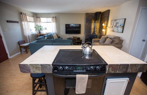 Park East Condo | 2 Bedroom Vacation Rental-Central Boulder