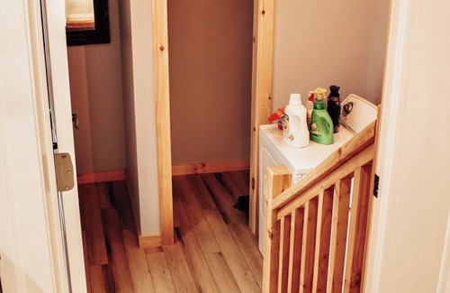 Hammondsport House | 2-bedroom vacation home in Hammondsport near Keuka Lake