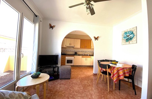 Caleta de Fuste Villa | 2 Bedroom Villa in Good Location in Caleta De Fuste, Fuerteventura