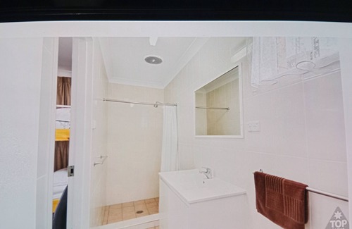 Glen Innes Villa | 2 bedroom Villa