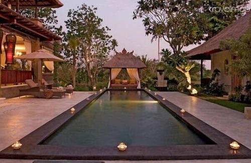 Batu Bolong Villa | 2 Bedroom villa in Canggu Beachfront property.