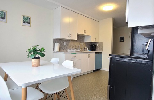West Edmonton Condo | 2 Bedroom - Walking Distance to West Edmonton Mall