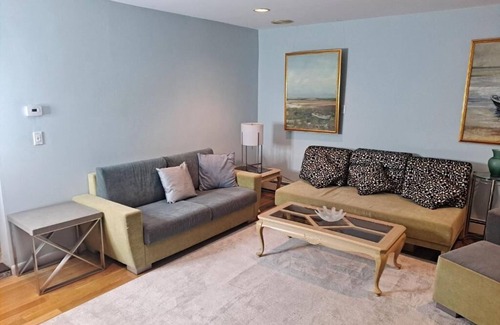 Sheepshead Bay Apartment | 2 Bedroom Waterfront Apartment. Peaceful, Friendly NYC Location.n