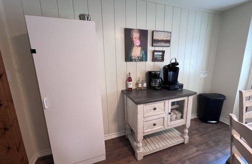 Weatherford House | 2-Bedroom with KING Bed Near Downtown Weatherford