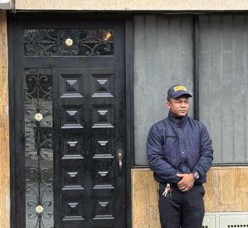 La Candelaria Apartment | 2 bedroom with pool table, 1 block from Lleras park, p8