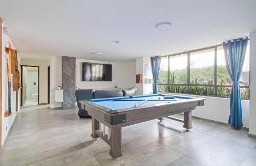 La Candelaria Apartment | 2 bedroom with pool table, 1 block from Lleras park, p8