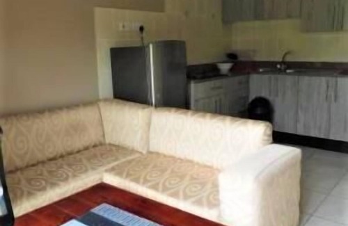 Harare Apartment | 2 bedroomed apartment with en-suite and kitchenette - 2067