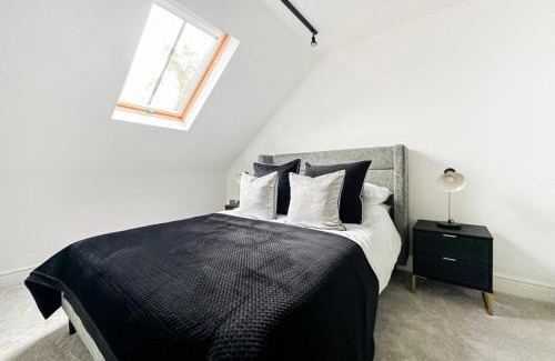 Sefton Park Apartment | 2 Bedroomed apt by Sefton Park and Spire Hospital
