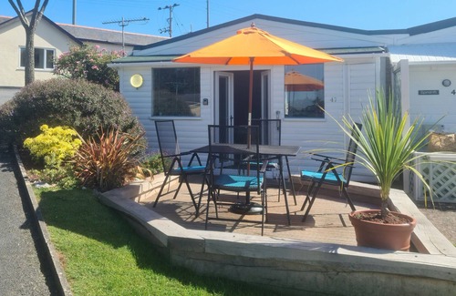 Galmpton Ski Chalet | 2 Bedroomed chalet in Galmpton Holiday park Galmpton Torbay Devon