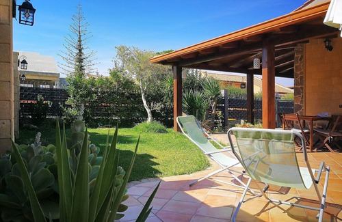 Solfarelli Villa | 2 bedrooms, 2 Bathrooms Villa, near the Sea, Garden, AC, 10 minutes from Cefalu