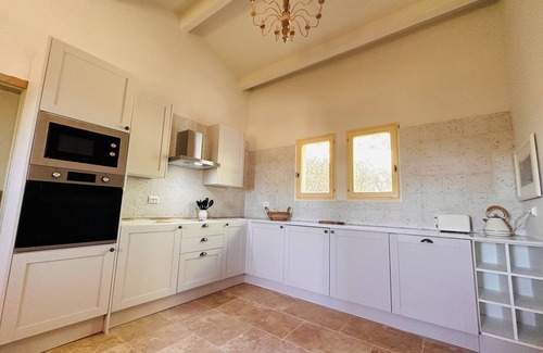 Vaugines Apartment | 2 bedrooms, 2 bathrooms with terrace - near Lourmarin - Apartment 4