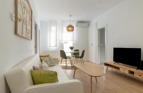 Ibiza Apartment | 2 bedrooms 2 bathrooms furnished - Retiro - Refurbished - MintyStay