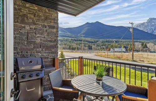 Copperstone Resort Apartment | 2 bedrooms-3 beds 2 baths - Rocky Mountain View Retreat - Heated Pool and Hot Tub
