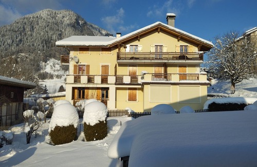 Flumet Apartment | 2 bedrooms. 6pers. 54m2 in Flumet near Megève.
