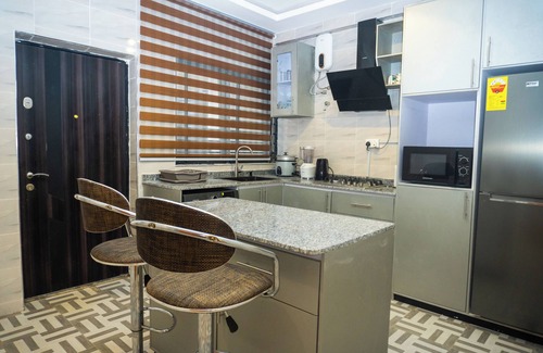 Sekondi-Takoradi Apartment | 2 bedrooms apartment, 4 guests, Starlink WiFi, DSTV, Netflix, free parking