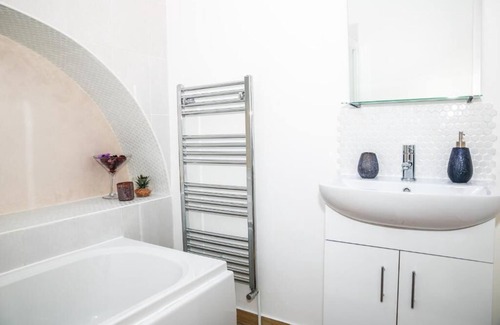Meads Apartment | 2 bedrooms apartment by the sea