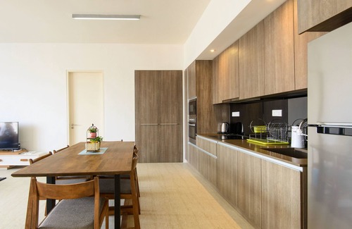 Batu Ferringhi Apartment | 2 Bedrooms Apartment By The Sea