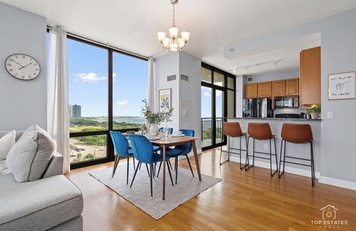 South Loop Condo | 2 Bedrooms Condo In Chicago