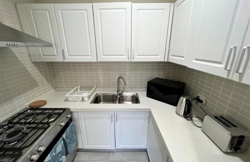 Werrington House | 2 bedrooms Entire Granny Flat in Werrington