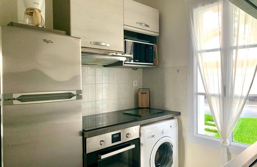 Le Bois-Plage-en-Re Apartment | 2 Bedrooms Apartment In Le Bois-Plage-En-Ré