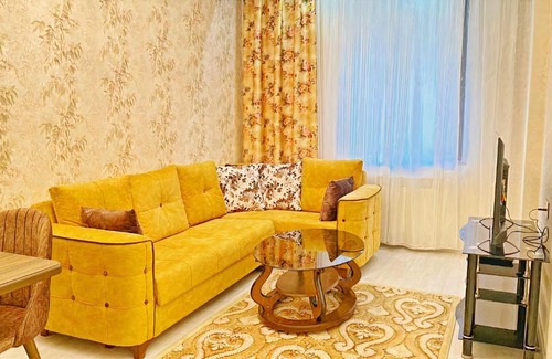 Baku Apartment | 2 bedrooms in the city center