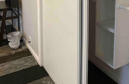 Downtown Apartment | 2 bedrooms/1bath/ kitchenette (Yellow)