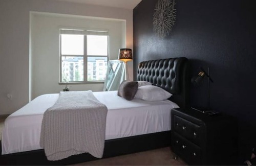 Paw Creek Apartment | 2 BedRooms with 2 Full Bathroom