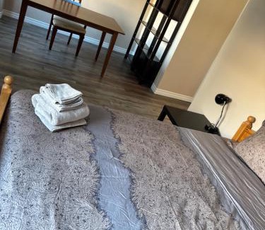 Victoria Hills House | 2 beds suit