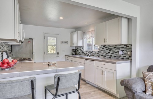 Oceano Cottage | 2 Blocks to Beach: Dog-Friendly Oceano Cottage