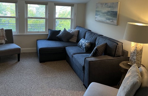 Ventnor City Apartment | 2 blocks to beach, spacious, spread out, 2 BR