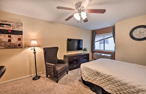 Englewood Apartment | 2 Blocks to Light Rail Denver Unit with Kitchenette