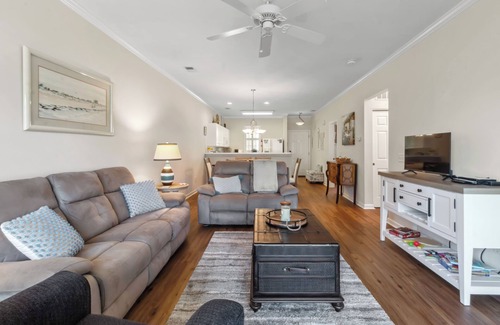North Myrtle Beach Condo | 2 BR 2 BA Condo with hot tub-Close to Main Street