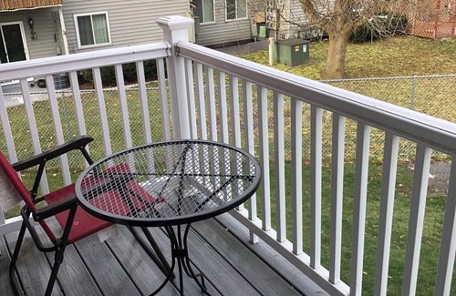 Kentwood Apartment | 2 BR 2 BA Cozy Retreat Near Everything