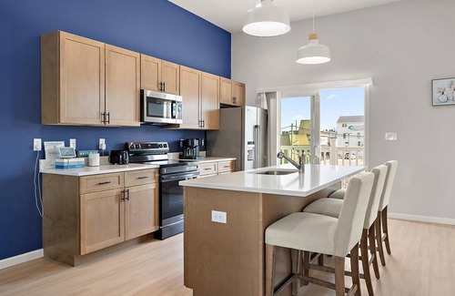 Ocean City House | 2 Br/2Ba townhouse in downtown OC by Rt 50 bridge, perfect location for festival goers
