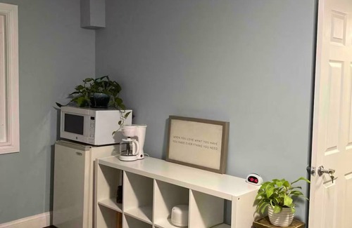 Bay Shore House | 2 br apartment near Main St Bay Shore with outdoor fire pit