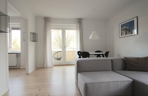 Charlottenlund Apartment | 2-BR apartment w/a balcony in Charlottenlund - 194