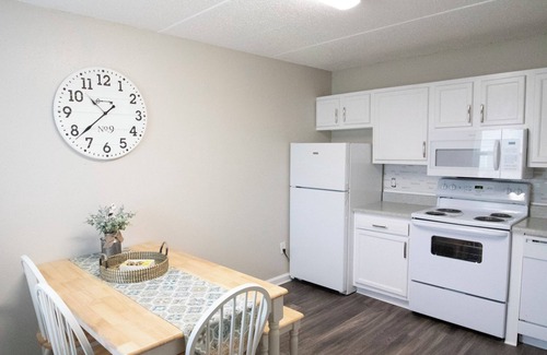 Gulfport Apartment | 2 Br Apt w/pool and fast Wi-fi