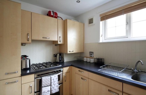 Dalry Apartment | 2 BR Apt Walking Distance to Centre & Haymarket